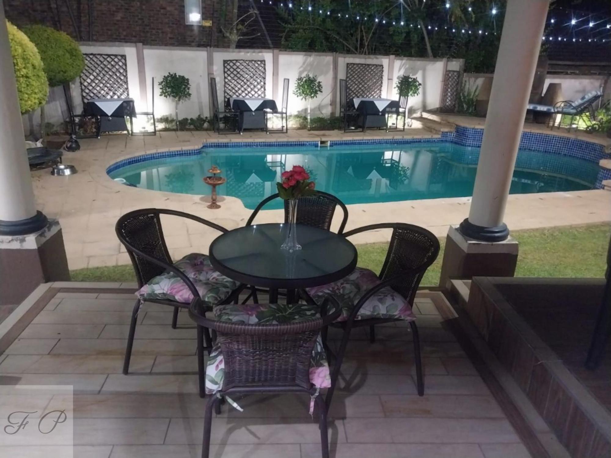 The Giraffe Room At Frederick'S Place Pretoria-Noord 外观 照片