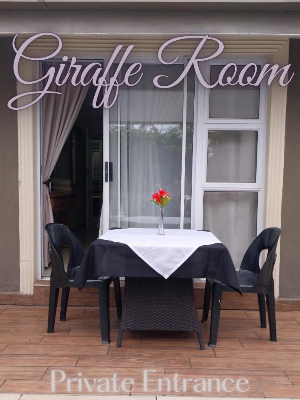 The Giraffe Room At Frederick'S Place Pretoria-Noord 外观 照片
